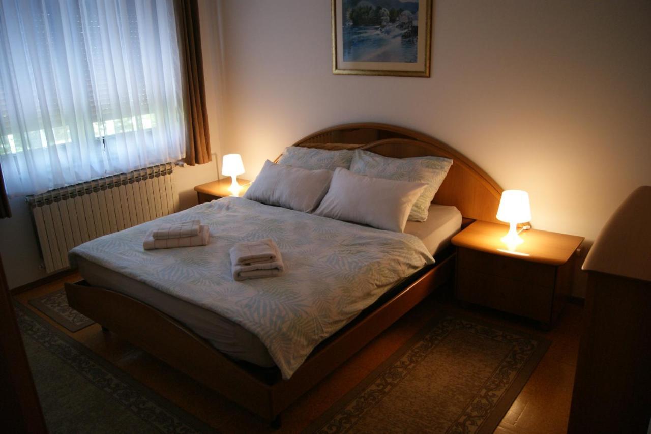 Apartment Lynx Кореница Екстер'єр фото