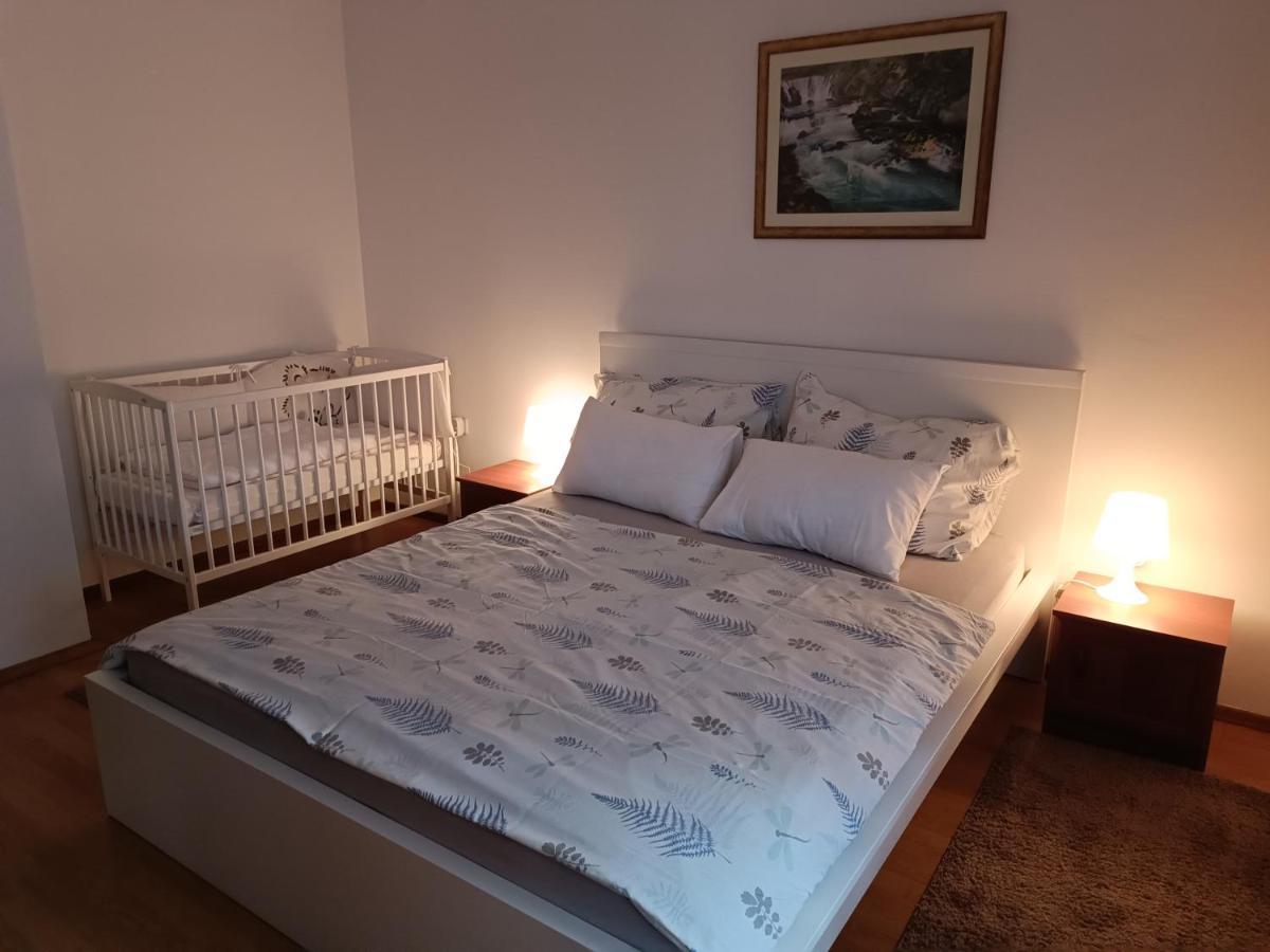 Apartment Lynx Кореница Екстер'єр фото
