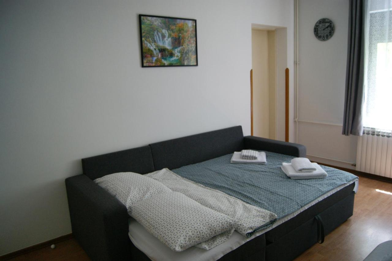 Apartment Lynx Кореница Екстер'єр фото